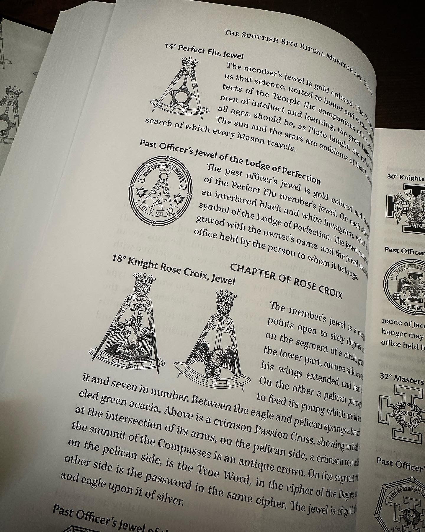 Scottish Rite Ritual Monitor & Guide by Arturo DeHoyos – The Rose Books ...