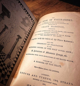 The Text Book of Freemasonry by Members of The Craft