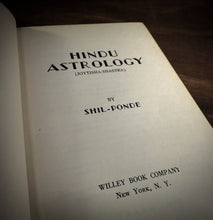 Load image into Gallery viewer, Hindu Astrology by Shil Ponde